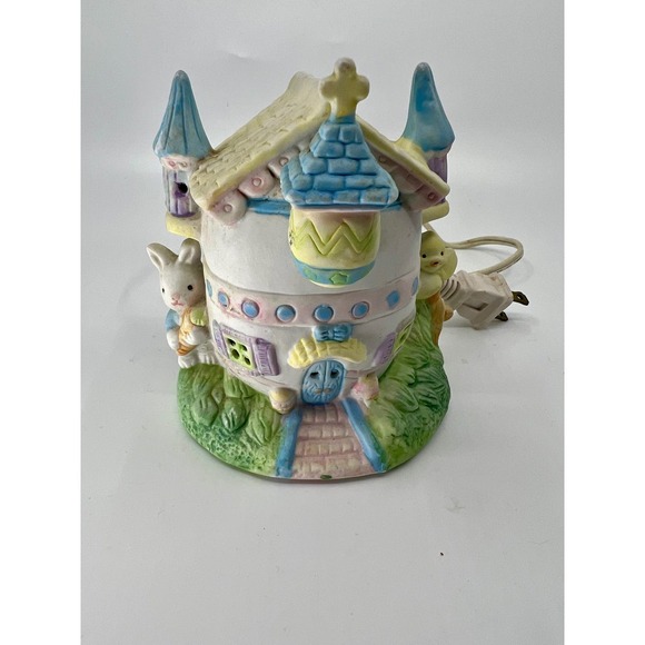 1992 Beachwood Ltd. Hand Painted Porcelain Easter Lighted House 28816 Church - Picture 6 of 9